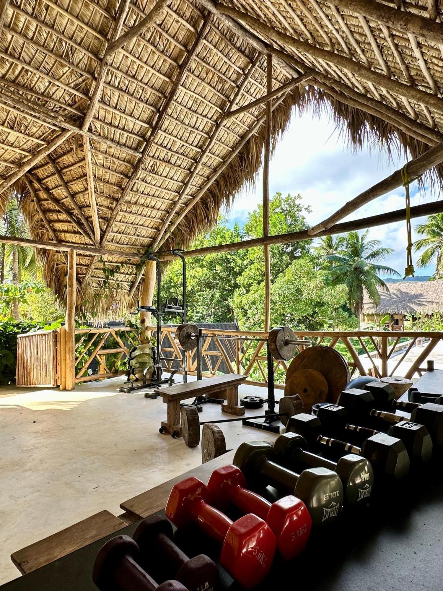 Leisy'S Garden Hostel & Rooms Samana Exterior photo